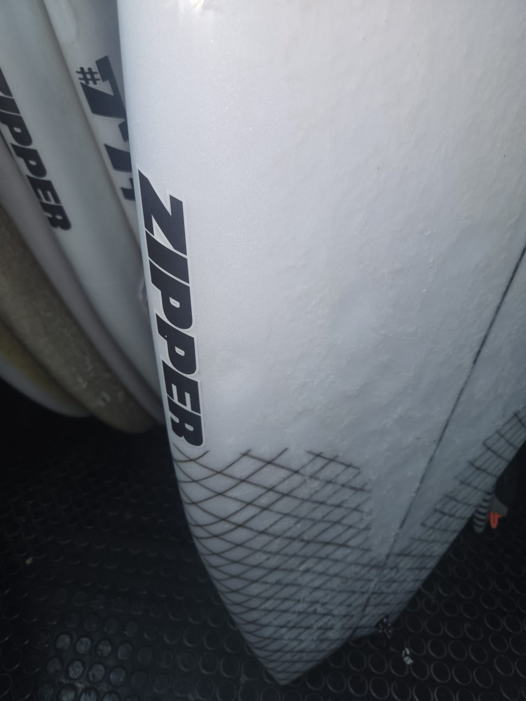 5'9 Zipper - Sharpeye California